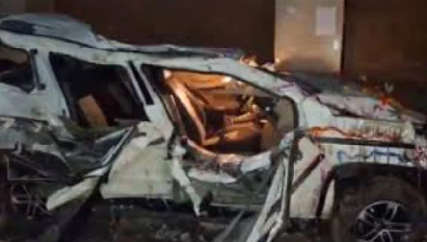 UP Road Accident News : यूपी में दर्दनाक हादसा, दूल्हे समेत 8 लोगों की दर्दनाक मौत
